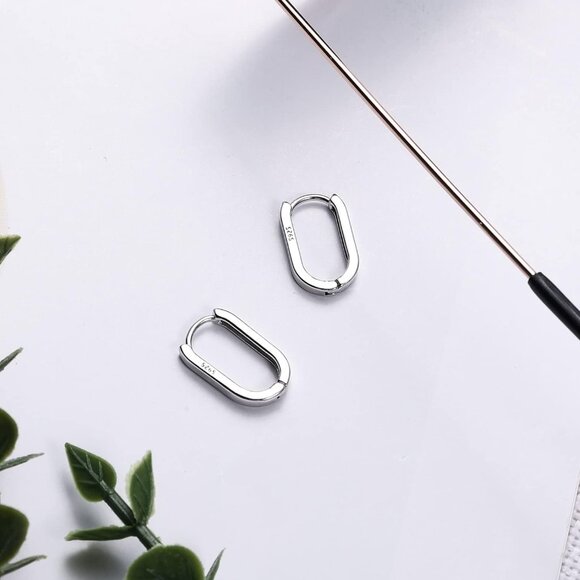 Comfortable and Stylish S925 Silver Hoop Earrings for All Occasions - 2pcs Set - Picture 3 of 7